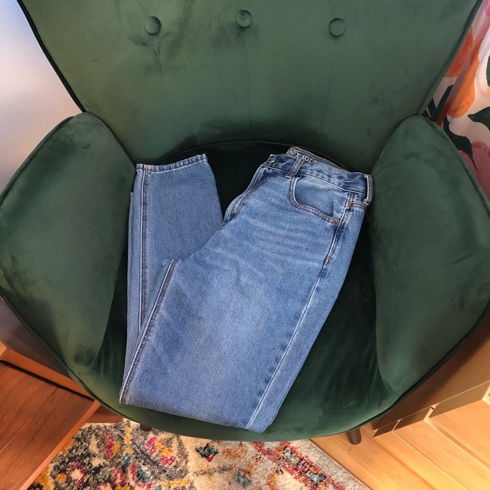 American Eagle Stretch Mom Jeans
